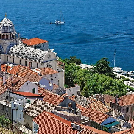 1 Bedroom In Pirovac