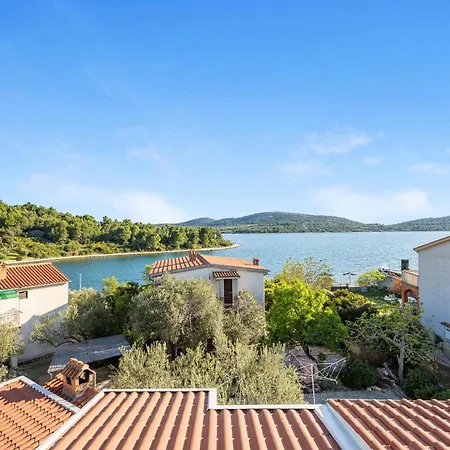 Lejlighed 1 Bedroom In Pirovac